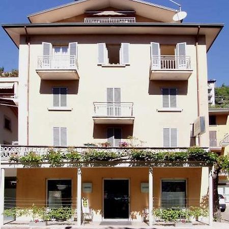 Hotel Belvedere Lovere Buitenkant foto